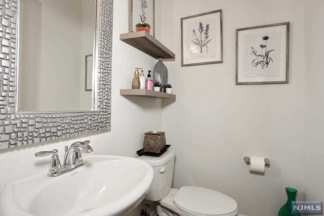 Building Photo - 4-12-30 30th St