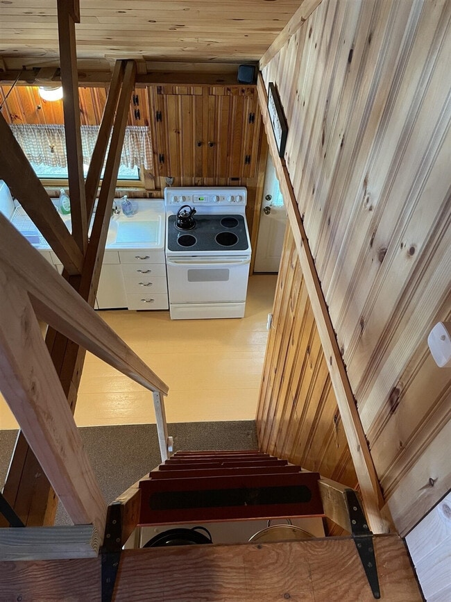 Building Photo - 613 Peabody Pond Rd