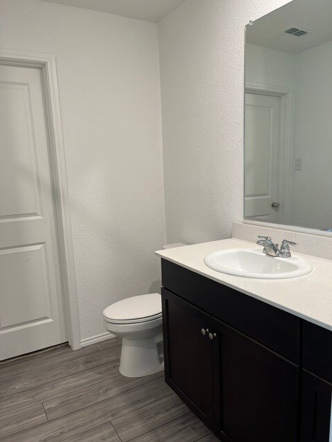 Building Photo - 5609 Timber Point Dr