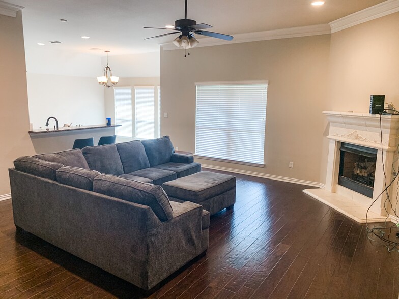 Building Photo - 354 Spyglass Dr