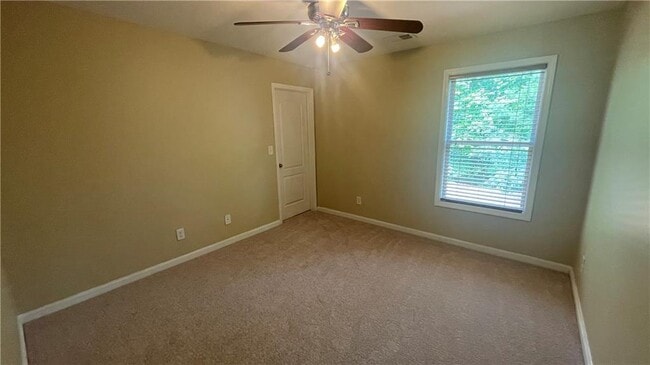 Building Photo - 2066 Peach Shoals Cir