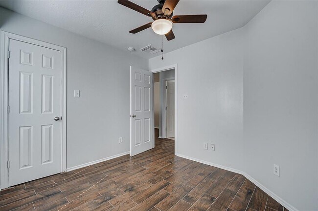 Building Photo - 12426 Narcissus View Trail