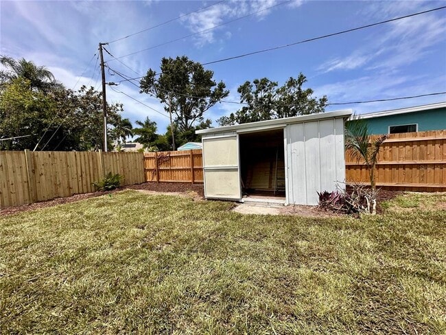 Building Photo - 6819 11th Ave NW