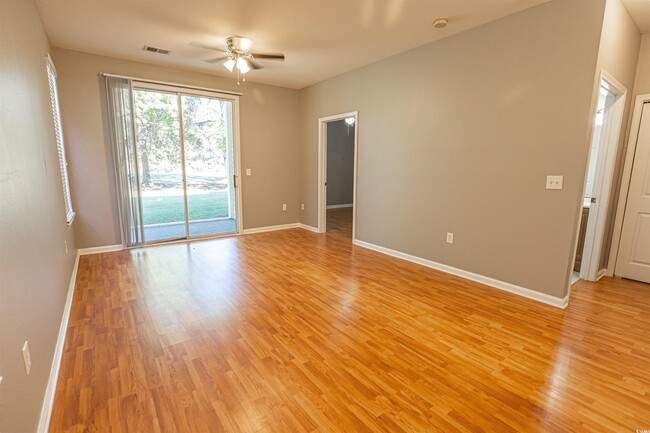 Building Photo - 1310 River Oaks Dr