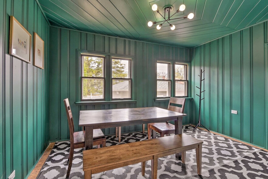 Building Photo - 1129 Augusta St