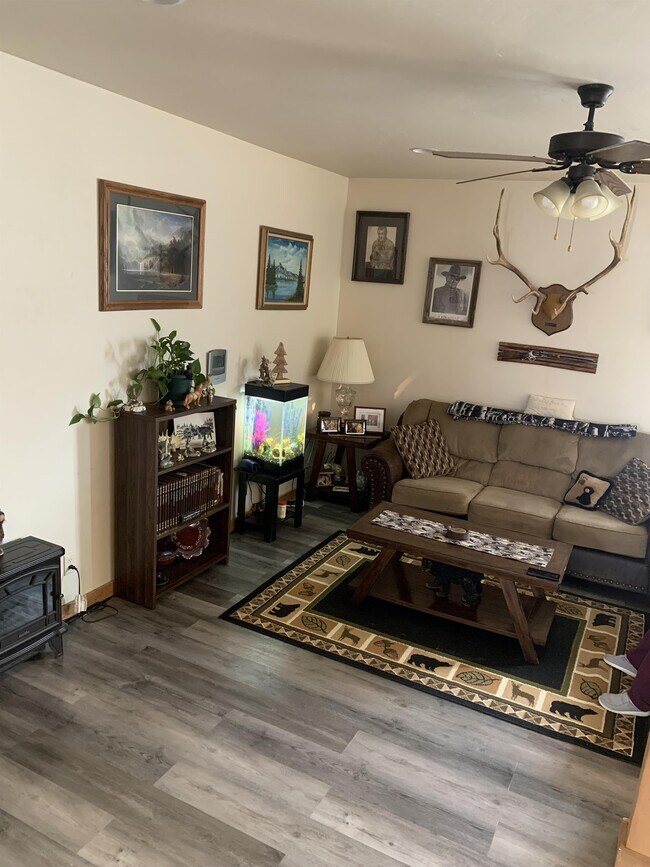 Building Photo - 347 Colter Loop