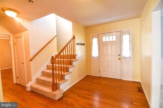 Building Photo - 2788 Pinewood Dr