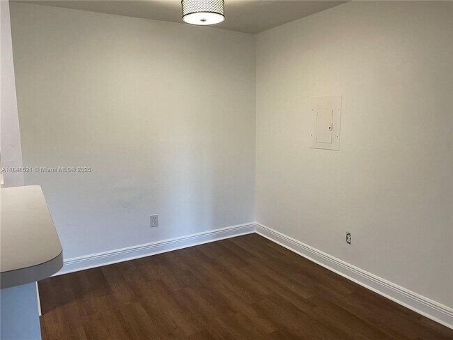 Building Photo - 15330 SW 106th Terrace