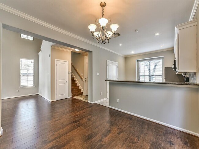 Building Photo - 1510 Bevis St