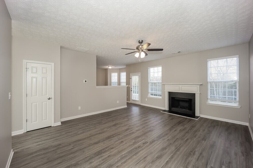 Building Photo - 6846 Lakefield Forrest Dr