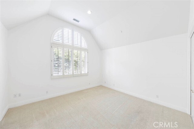 Building Photo - 12 San Remo