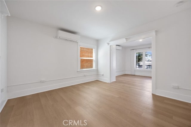 Building Photo - 5816 N Figueroa St