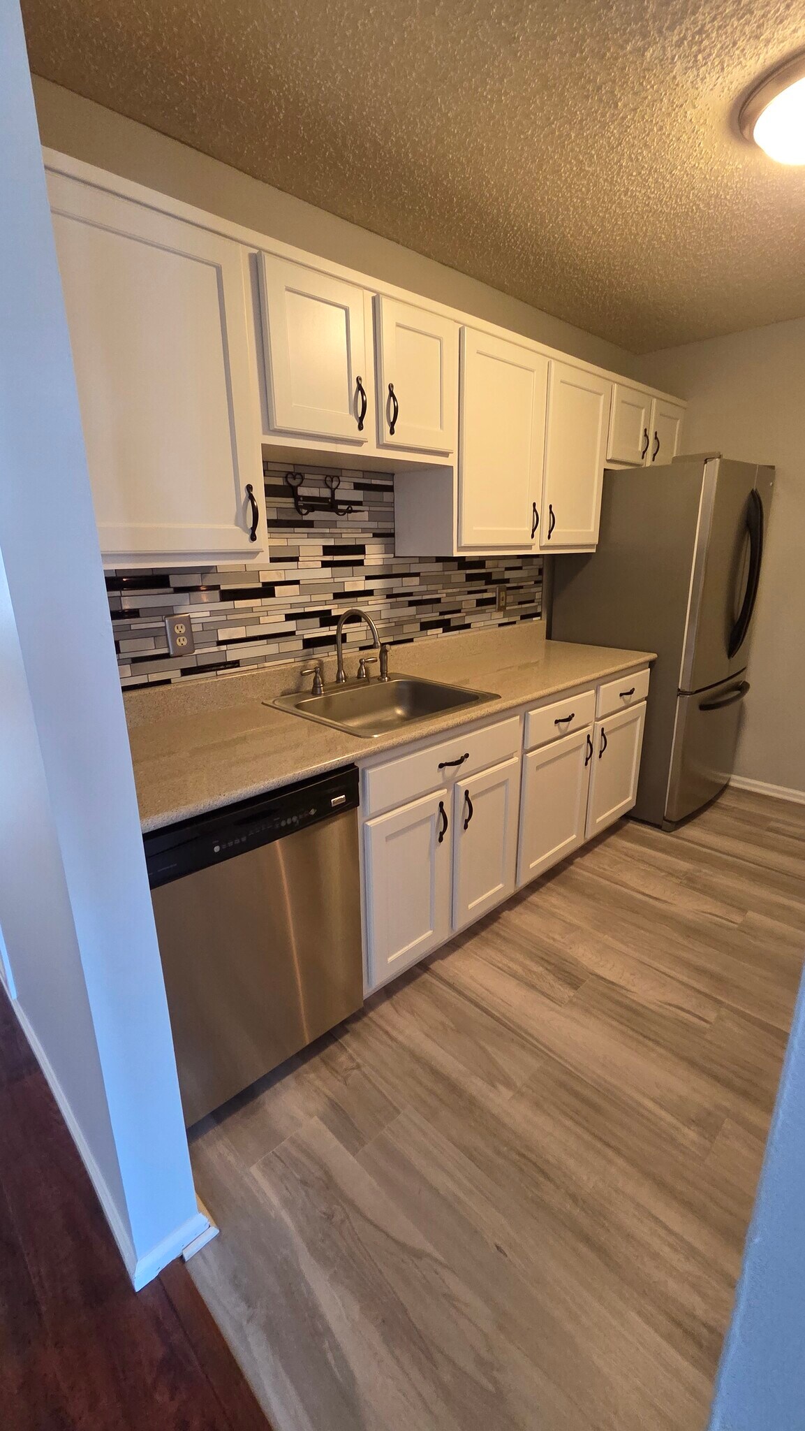 Building Photo - 1982 Willings Ln