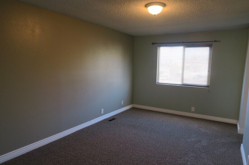 Building Photo - 7818 S Chadbourne Dr
