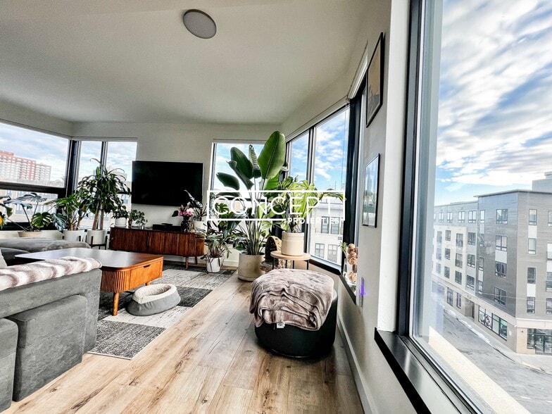 Building Photo - 1 Sewall St