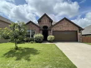 Building Photo - 4504 Mimosa Dr