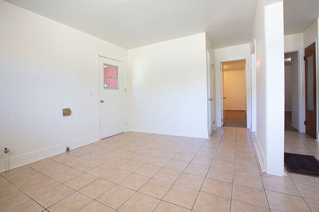 Building Photo - 3536 Wawona Dr
