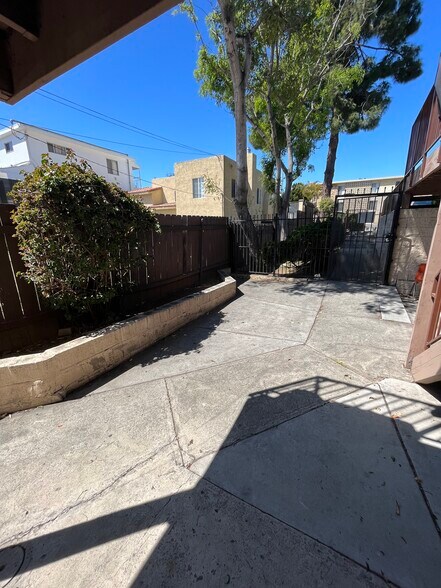 Building Photo - 4225 Estrella Ave