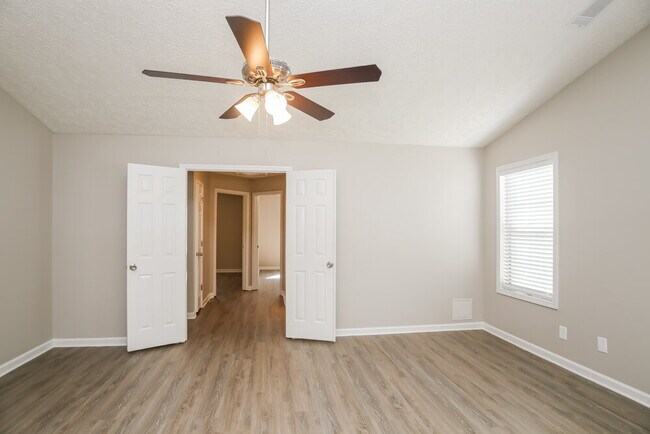 Building Photo - 3391 Lochness Ln