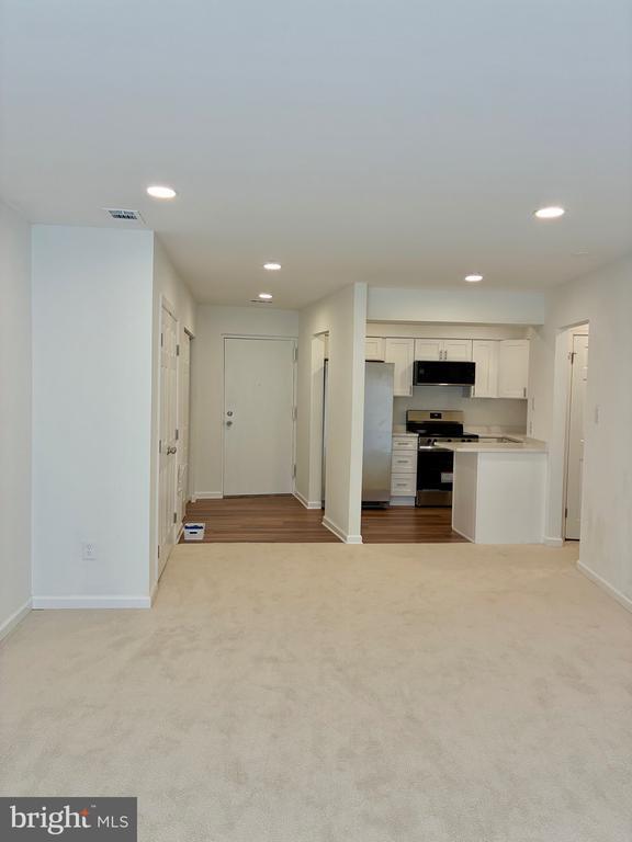 Building Photo - 5772 Rexford Ct