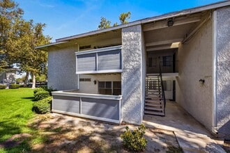 Building Photo - 2 Bedroom Condo in Loma Linda