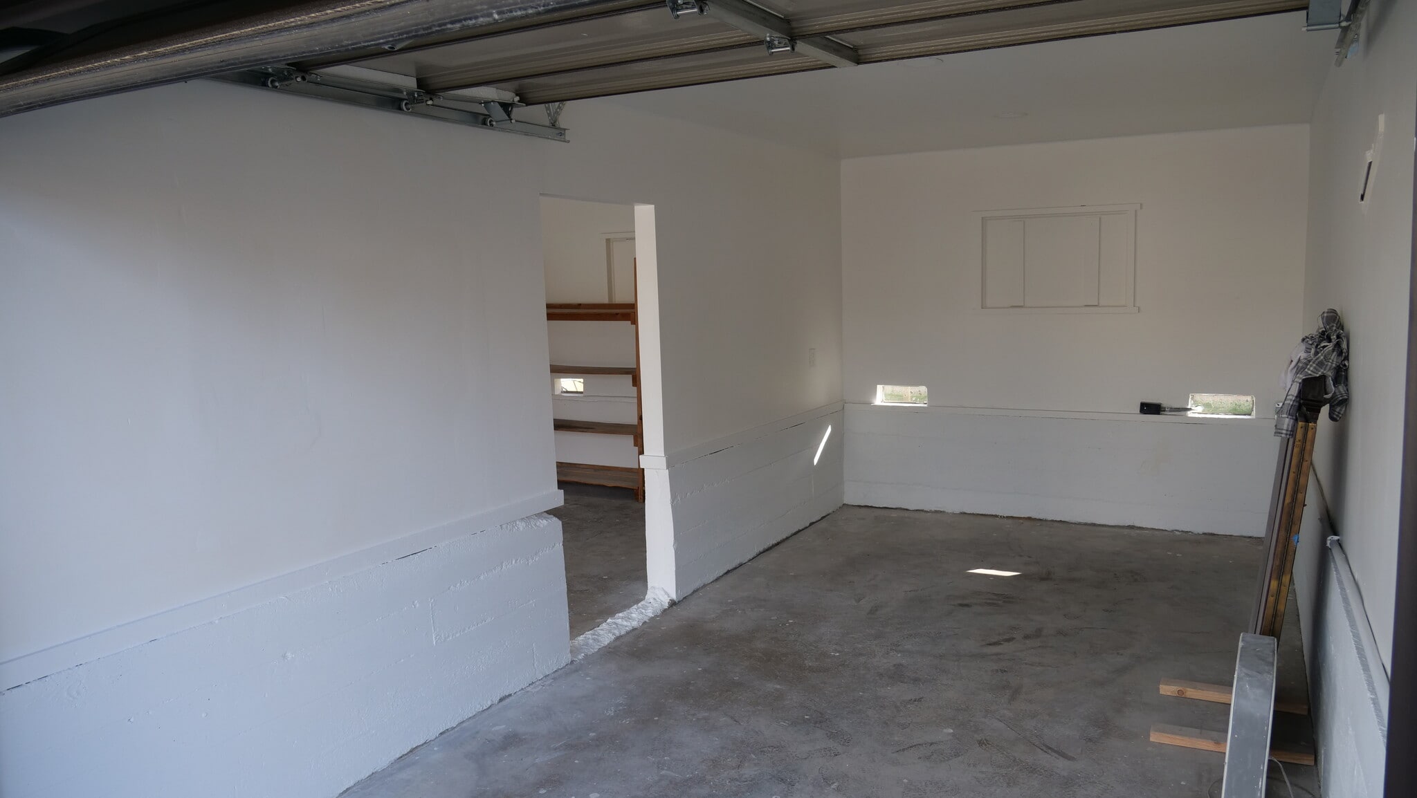 Garages include a walkthrough from one to the other. Easy storage of your personal property. - 259 E Puente St