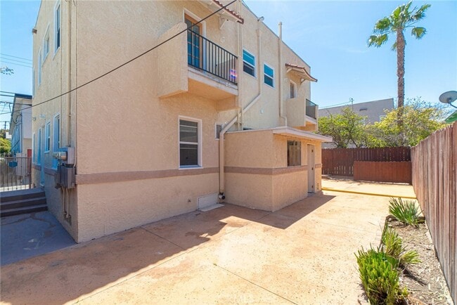 Building Photo - 1119 N Nylic Ct