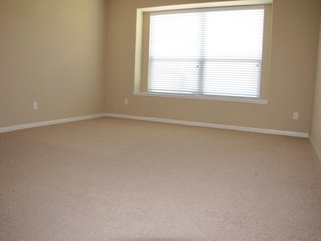 Building Photo - 5907 Turkey Creek