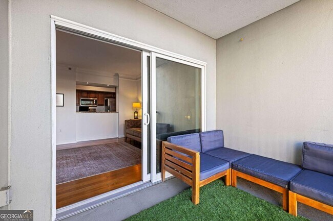 Building Photo - 275 13th St NE