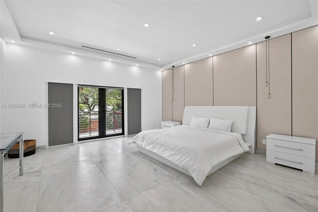 Building Photo - 3000 Riverland Rd