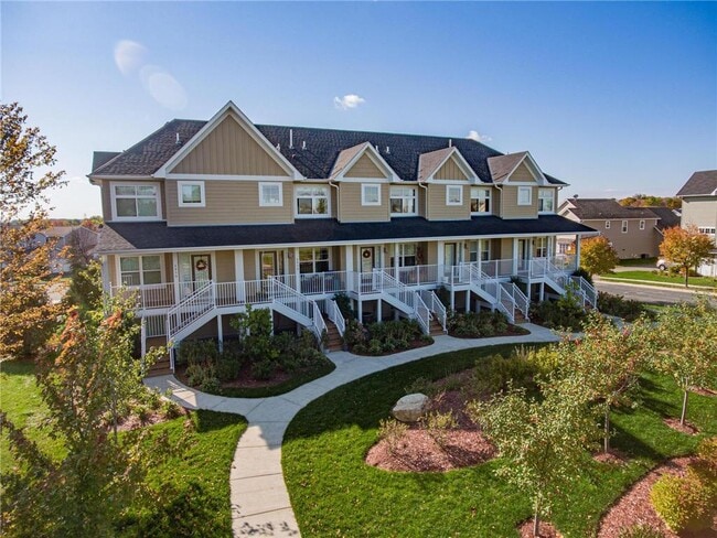 Building Photo - 2950 Clover Ridge Dr