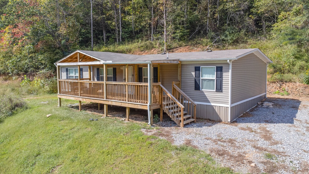 Building Photo - 1500 Gulley River Rd