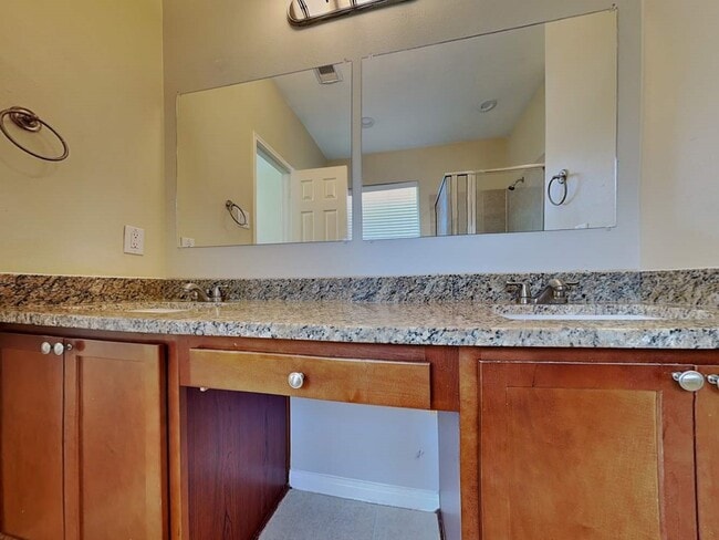 Building Photo - 20115 Goldlake Dr