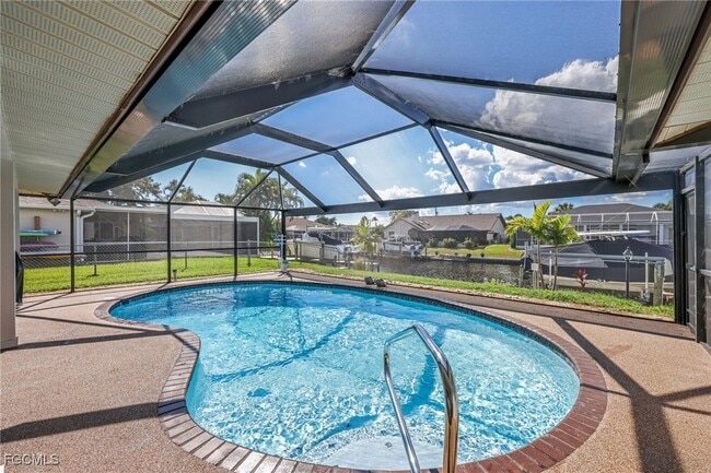 Building Photo - 5032 Skyline Blvd