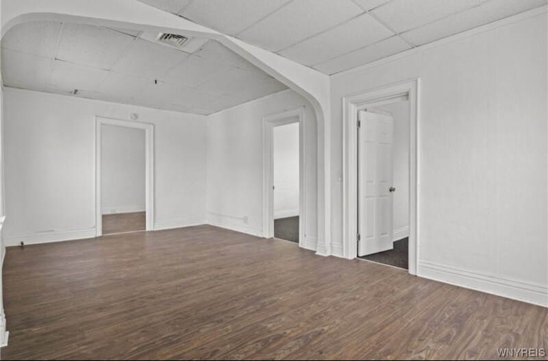 Building Photo - 877 Prospect Ave