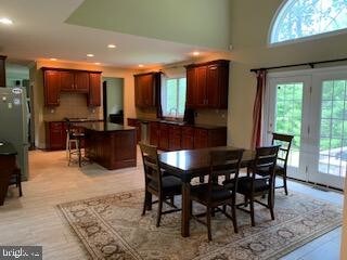 Building Photo - 418 Derby Way