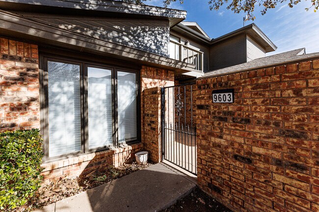 Building Photo - 9603 Orlando Ave