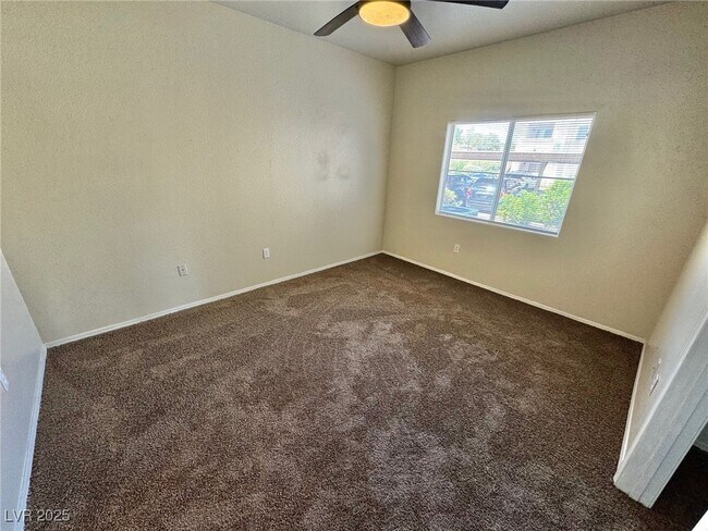 Building Photo - 2112 Calville St