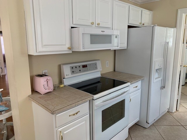 Building Photo - 7353 Phillips St