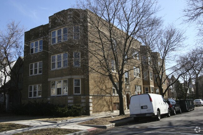 Primary Photo - 4451 N Hamilton Ave