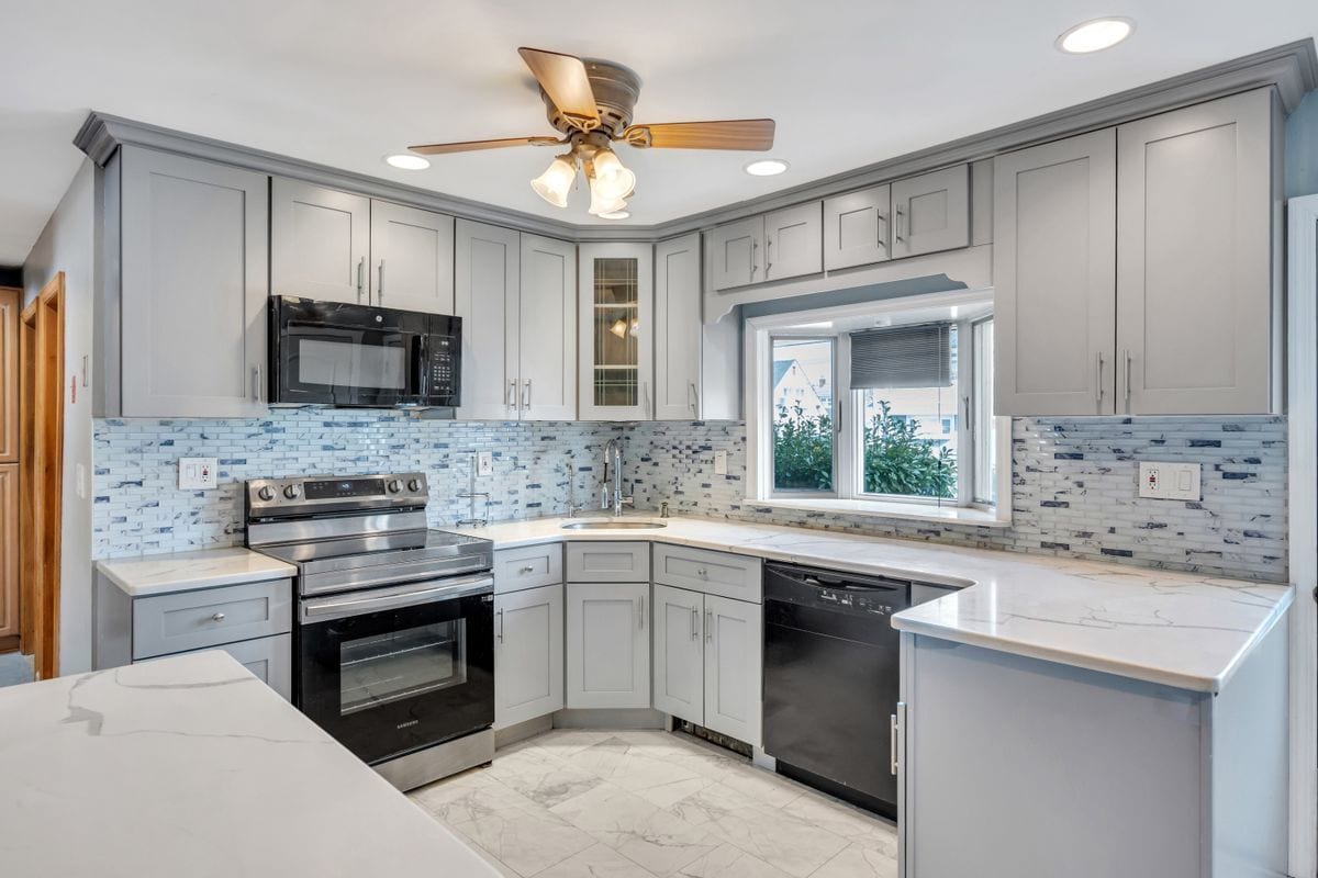 Building Photo - 45 Walnut Ln