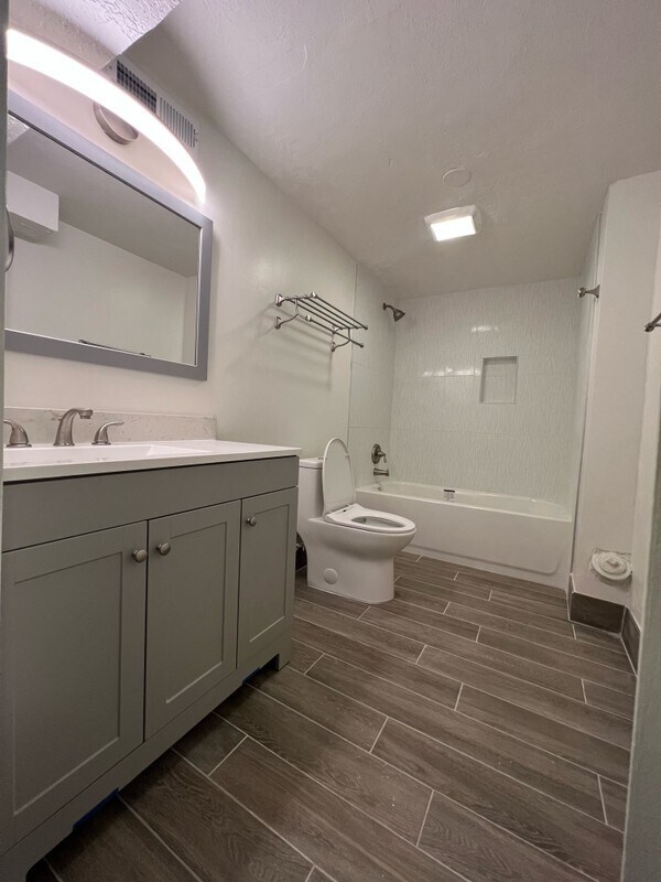 Building Photo - 1456 S 500 E