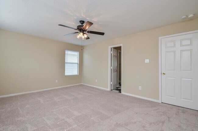 Building Photo - 18514 Alemarble Oak St