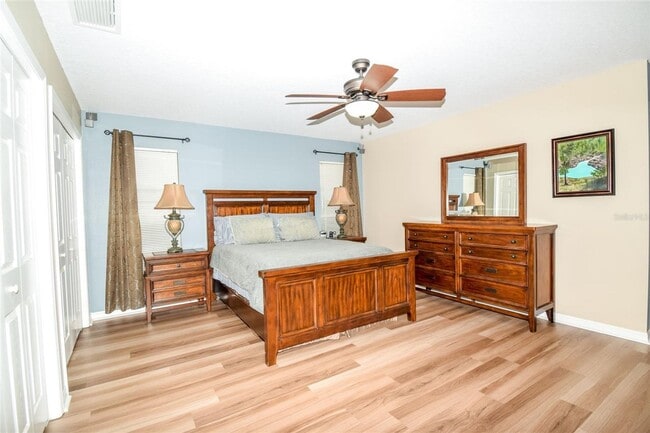 Building Photo - farm home