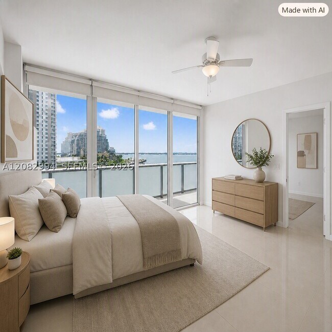 Building Photo - 495 Brickell Ave