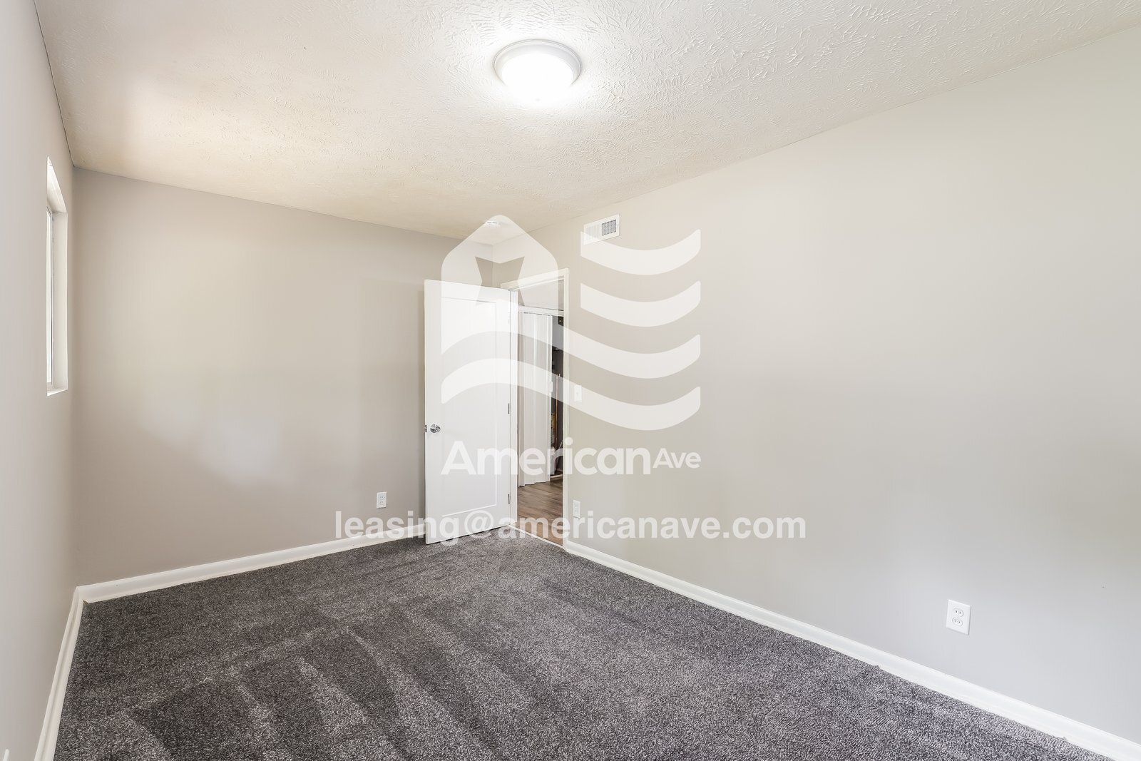 Building Photo - 2250 N 39th St