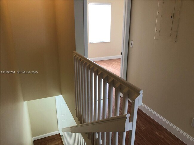 Building Photo - 232 S W 122nd Terrace