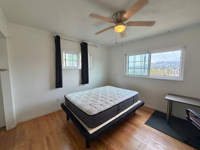 Building Photo - Spacious College Area Home with Garage and Backyard!