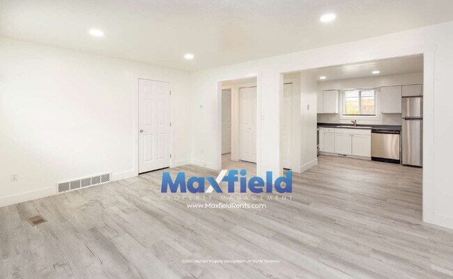 Building Photo - Brookside Lofts 2 BD 1 BA - Unit 17