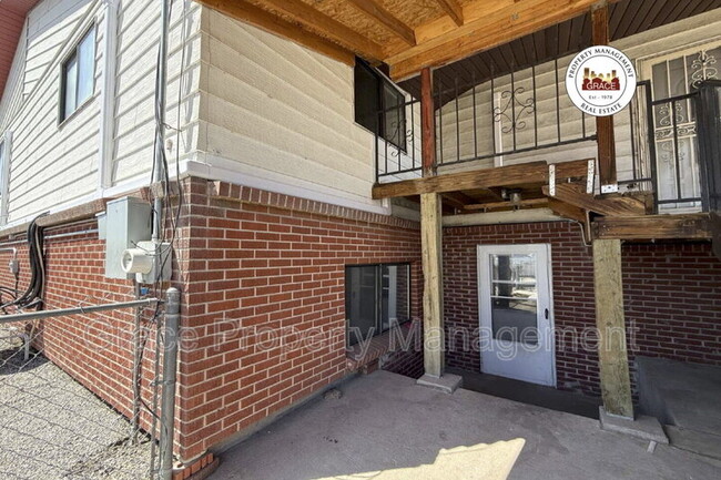 Primary Photo - 1149 E 58th Ave